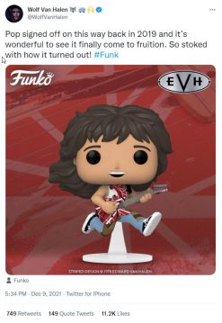 BuyRockNRoll Van Halen Collectible 2021 Eddie Van Halen With Guitar Pop! Rocks Vinyl Figure In Protector