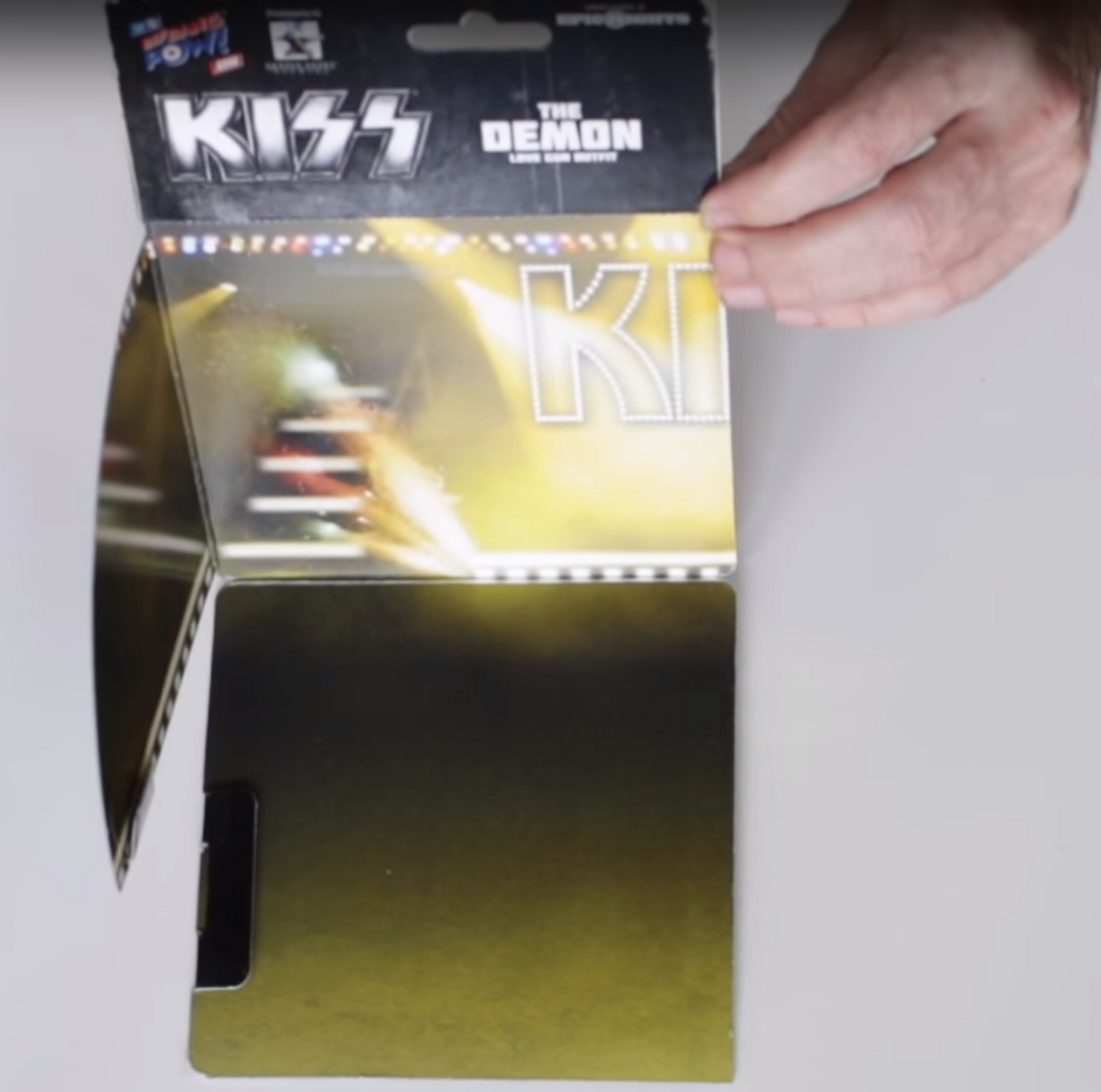 Bif Bang Powl! KISS Collectibles 2015 Bif Bang Pow! Series 1 Love G U N 3 3/4 Inch Figures & Variant Demon 9 Bif Bang Powl! KISS Collectibles 2015 Bif Bang Pow! Series 1 Love G U N 3 3/4 Inch Figures & Variant Demon